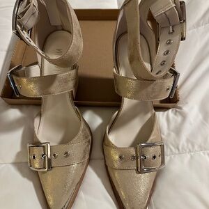 Women's Gold Strappy Buckle Shoes